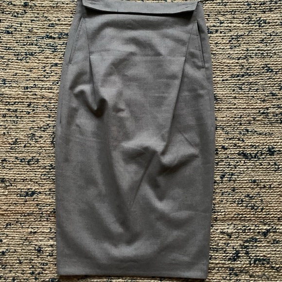 Aritzia Babaton Viggo Pencil Skirt - Picture 5 of 7